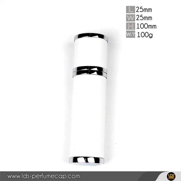 Convenient Travel Spray Case