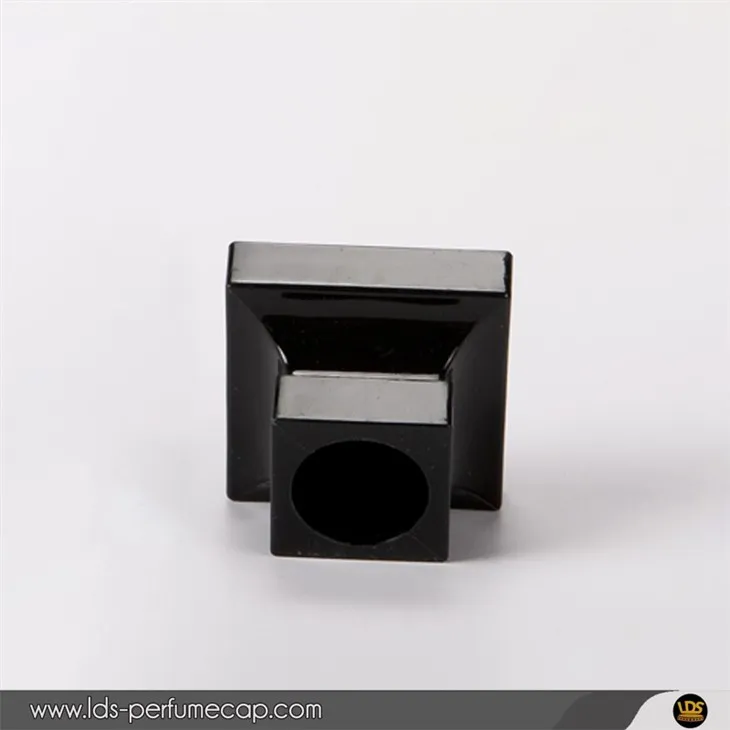 Square Shape Of Plastic Cap